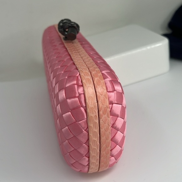 Bottega Veneta Pink Intrecciato Long Knot Clutch Bag Silk Snakeskin - Perfect - Picture 3 of 15